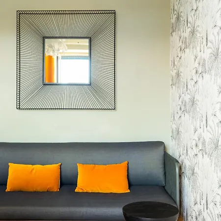 Cozy Gianicolense 3bdr * Rome