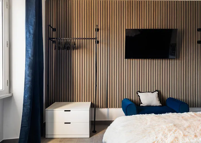 Cozy Gianicolense 3bdr Рим