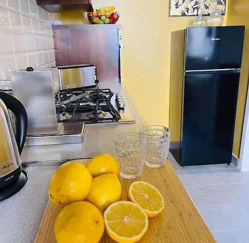 Cozy Gianicolense 3bdr Tatil Evi *